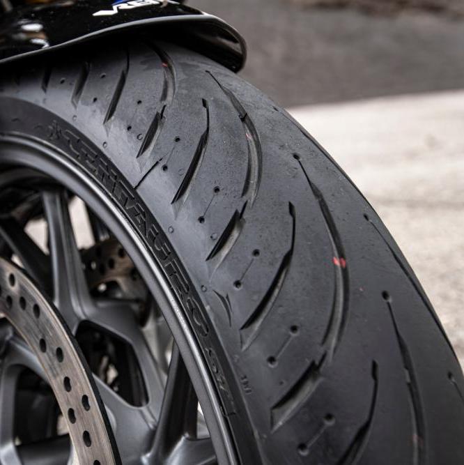 Vredestein Centauro ST tire
