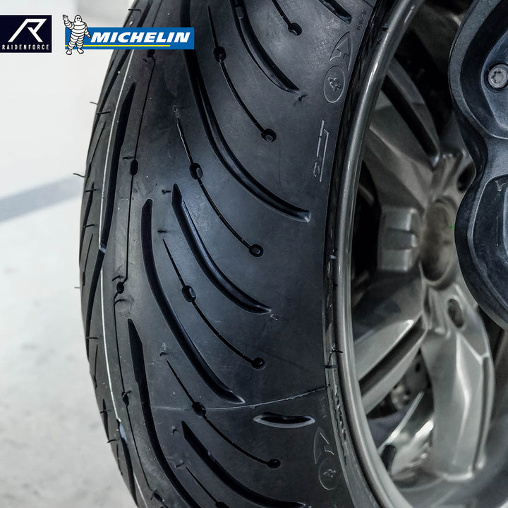 Michelin Pilot Road 4 Scooter tire