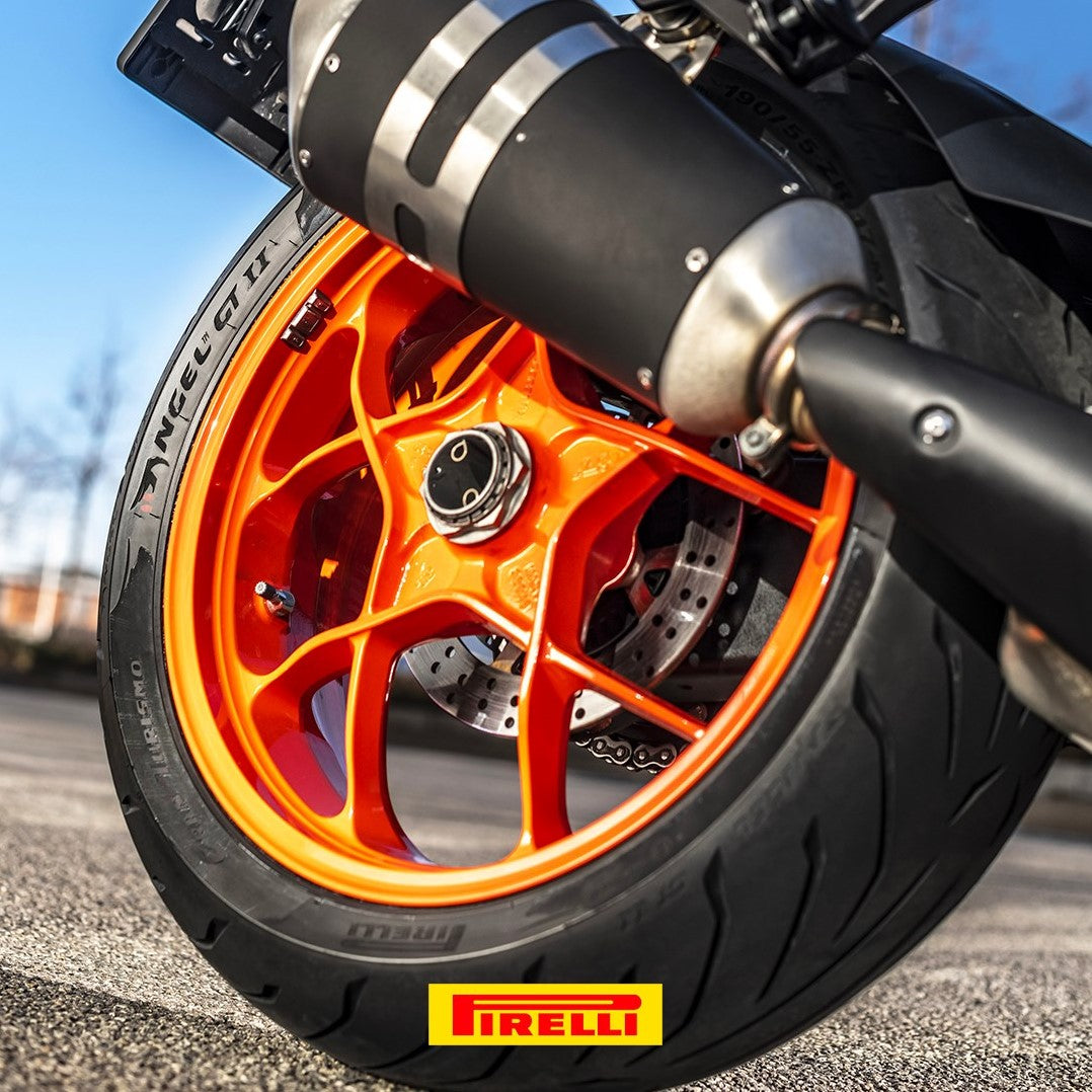Pirelli ANGEL GT II tire (for rim size 17,19)
