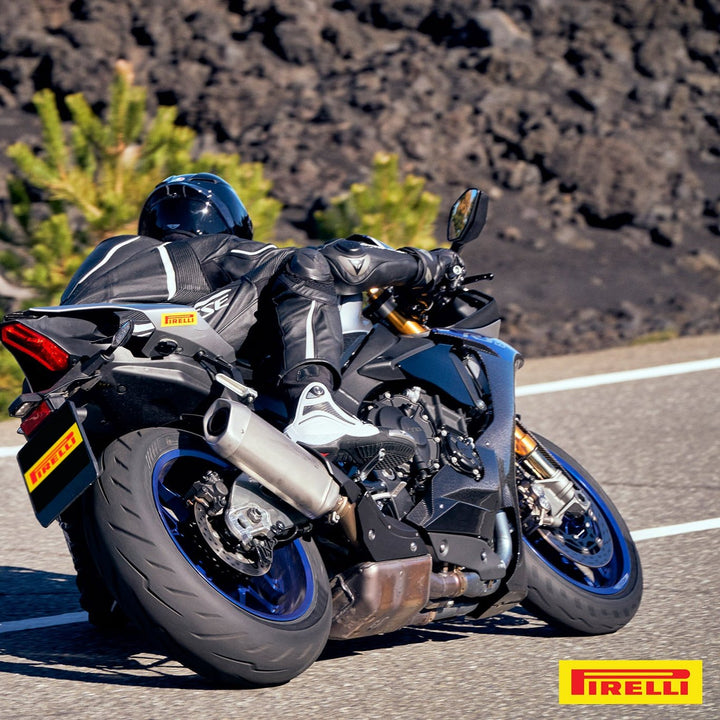 Pirelli Diablo Rosso IV tires