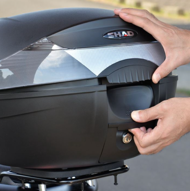 SHAD SH33 rear box (33 liters)