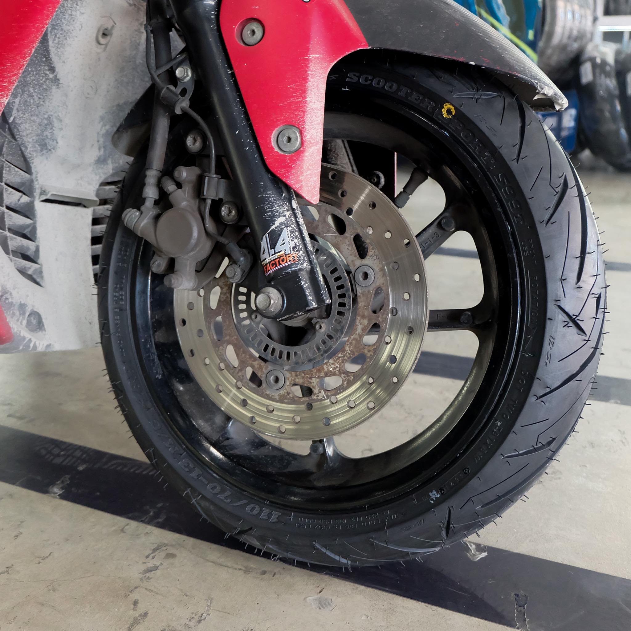 IRC IZ-SS Scooter Sport outer tire (rim size 12,13,15,16,14