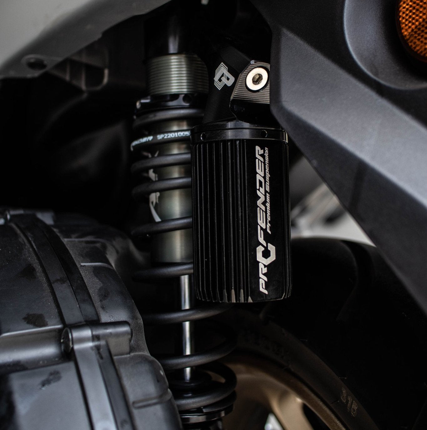 PROFENDER AIR-Series FORZA350 shock absorber, black – RAIDENFORCE