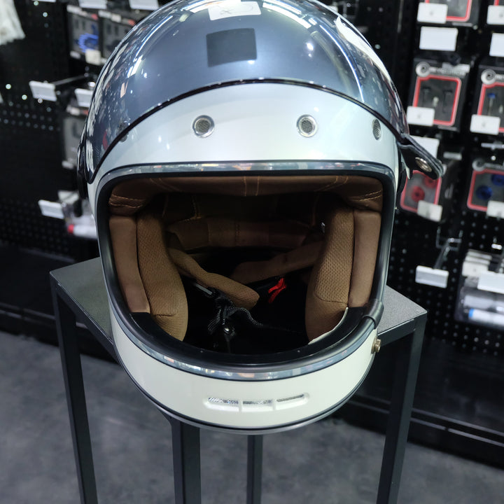 AVEX Vintage Altrax Helmet, Pearl White