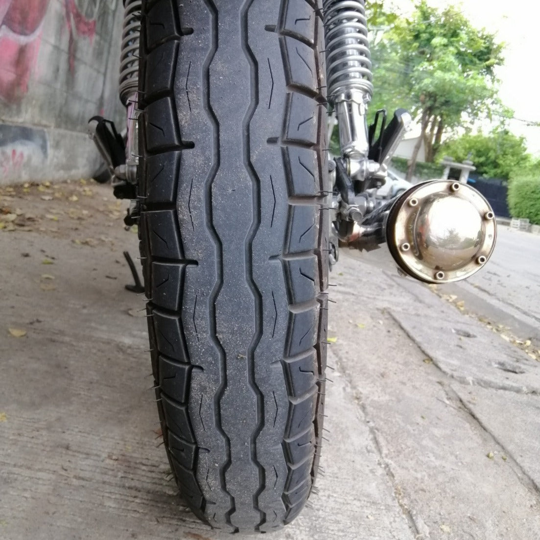 IRC GS19 outer tire (rim size 18,19) – RAIDENFORCE ONLINE&E-COM